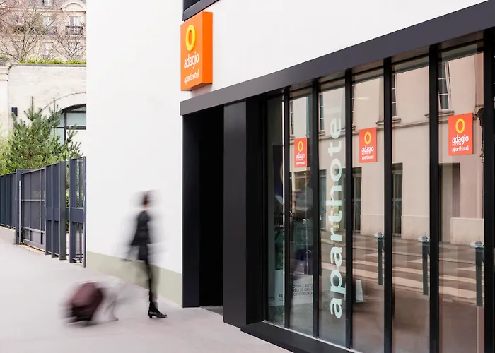 Adagio Access Bastille Париж