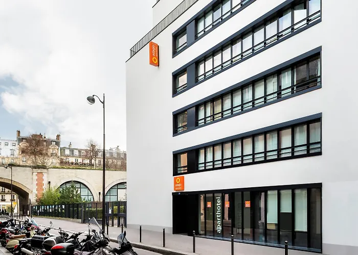 Adagio Access Bastille Apart-hotel Paris