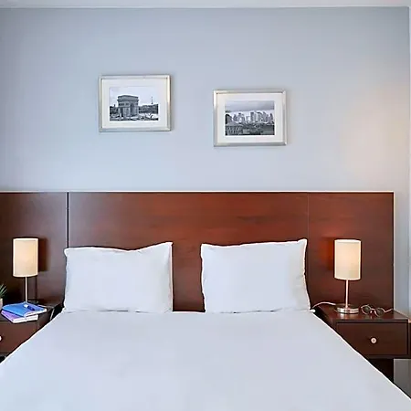 Adagio Access Bastille Aparthotel