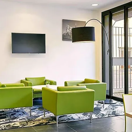 Adagio Access Bastille Aparthotel 2*
