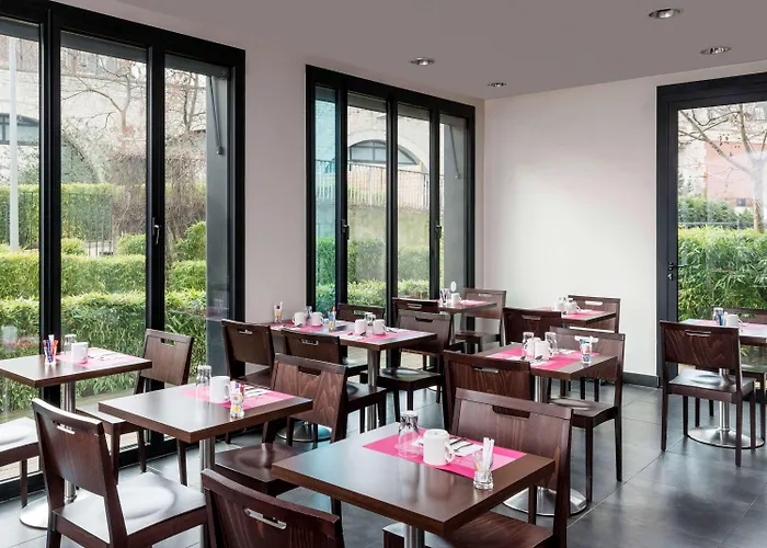 Adagio Access Bastille Апарт-отель 3*