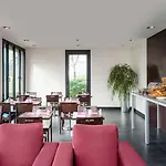 Adagio Access Bastille Aparthotel