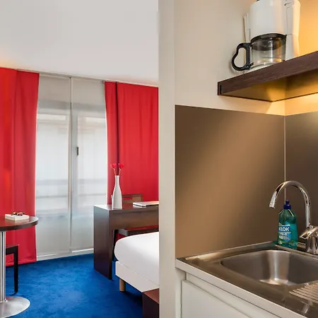 Adagio Access Bastille Hotel apartamentowy 3*