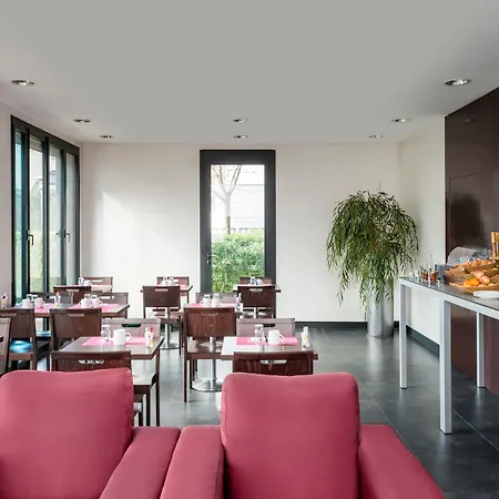 Adagio Access Bastille Apart Otel 3*